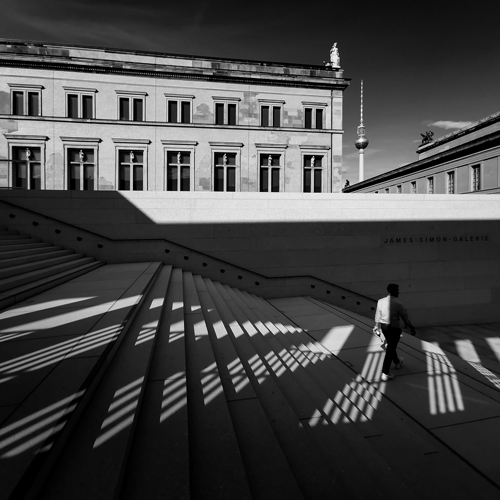 berlin james simon gallerie light shadow