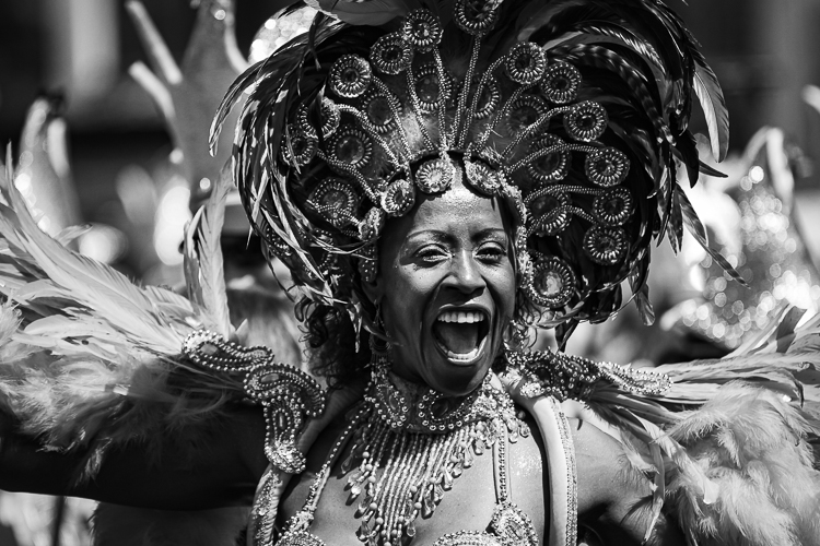berlin festival brasil kostuem